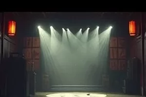 泰禾建材供应链的型材堆放区